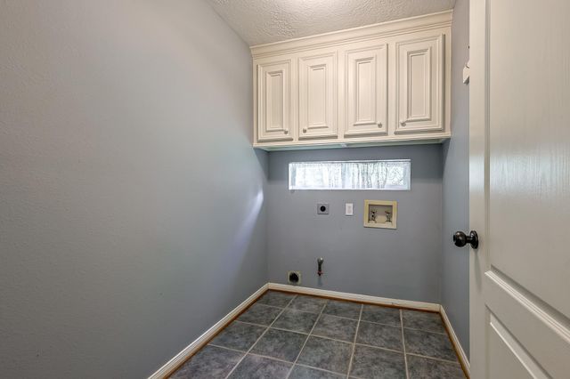 518 Box Elder Drive, Magnolia, TX 77354