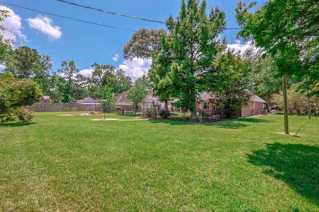 518 Box Elder Drive, Magnolia, TX 77354
