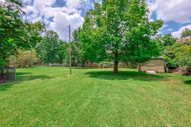 518 Box Elder Drive, Magnolia, TX 77354