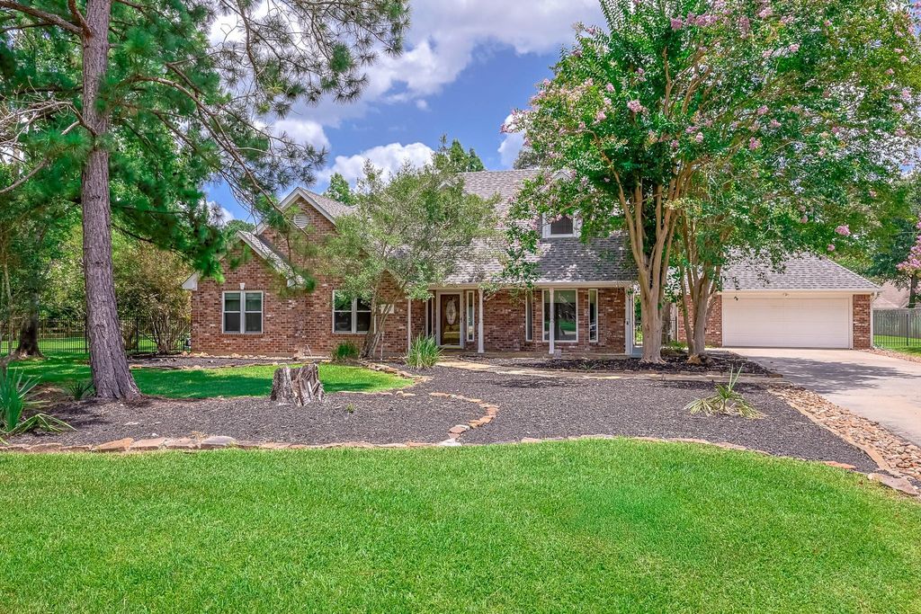 518 Box Elder Drive, Magnolia, TX 77354