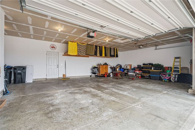 1370 48th St, Marion, IA 52302