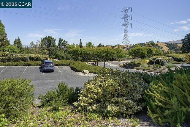 2101 PTARMIGAN DR 2, Walnut Creek, CA 94595