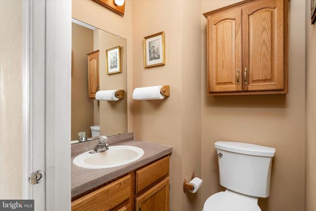 29 ASHLAND AVE, Sicklerville, NJ 08081