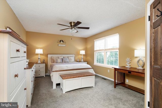 29 ASHLAND AVE, Sicklerville, NJ 08081