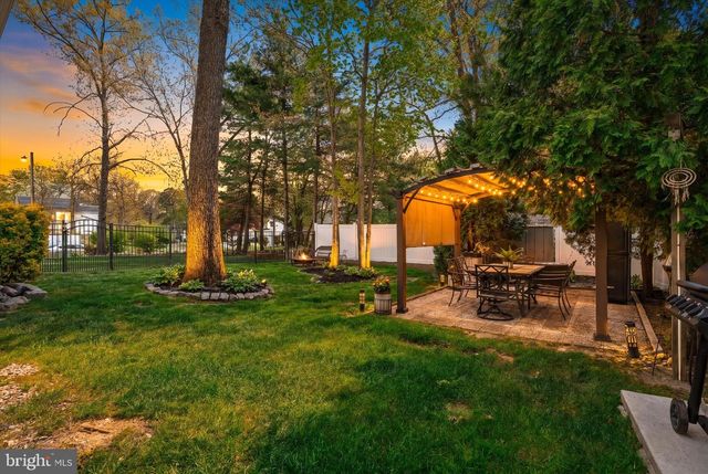 29 ASHLAND AVE, Sicklerville, NJ 08081