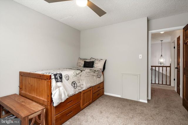 29 ASHLAND AVE, Sicklerville, NJ 08081