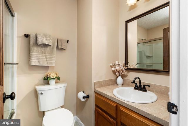 29 ASHLAND AVE, Sicklerville, NJ 08081