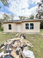 2125 Gill Street, Beaumont, TX 77703
