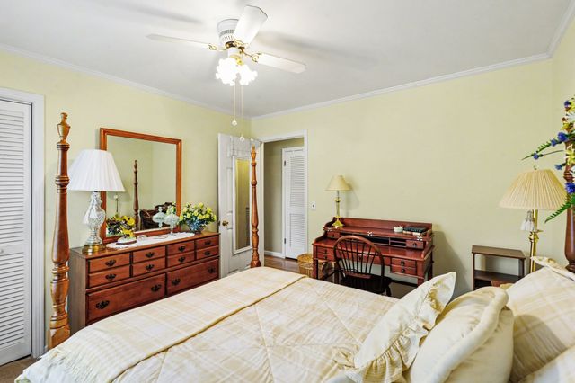 106 Oak Pl, Hendersonville, TN 37075