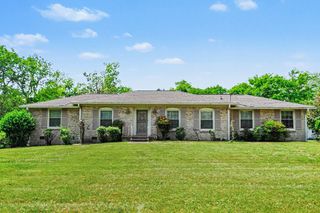 106 Oak Pl, Hendersonville, TN 37075