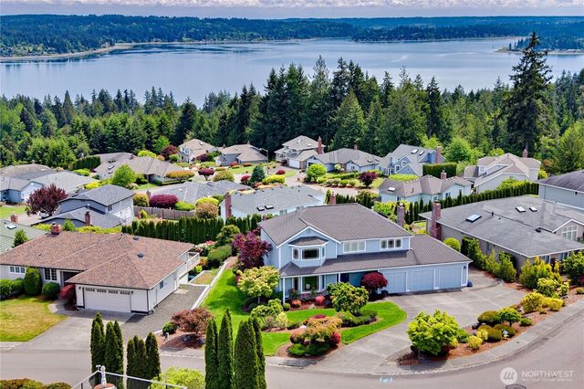 7966 Emery Boulevard NW, Silverdale, WA 98383