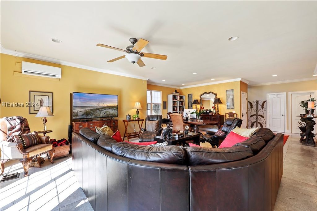 Image 10 of property listing at 22 Pointe South Trce, Bluffton, SC 29910