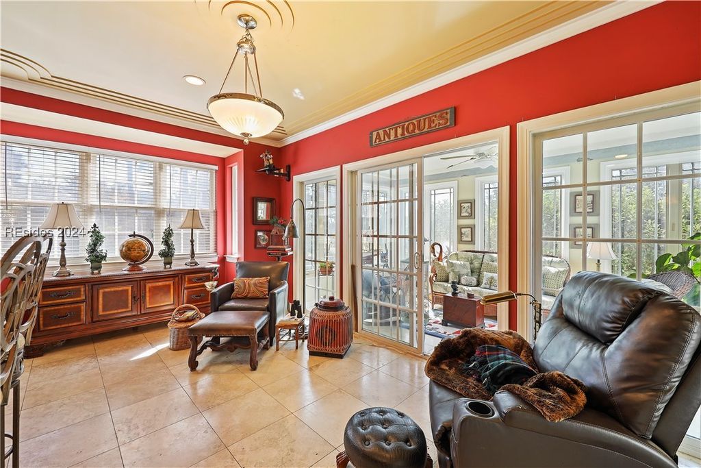 Image 13 of property listing at 22 Pointe South Trce, Bluffton, SC 29910