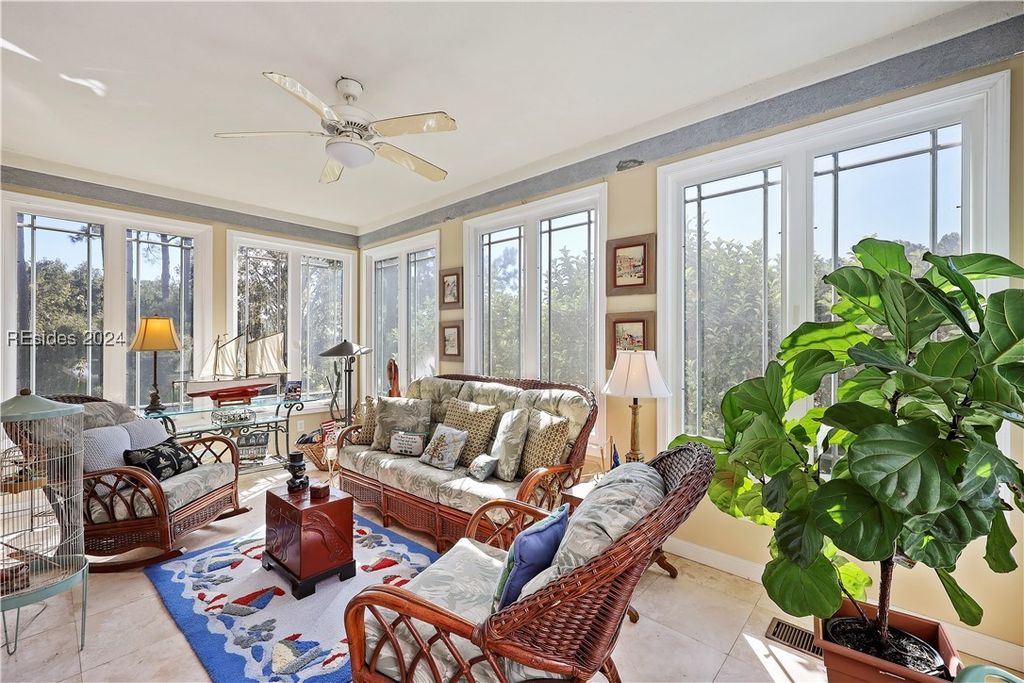 Image 14 of property listing at 22 Pointe South Trce, Bluffton, SC 29910