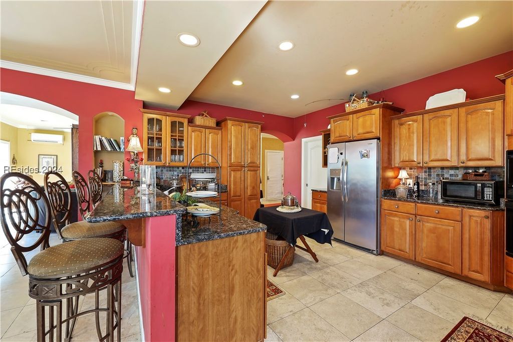 Image 16 of property listing at 22 Pointe South Trce, Bluffton, SC 29910