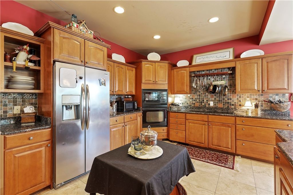 Image 19 of property listing at 22 Pointe South Trce, Bluffton, SC 29910