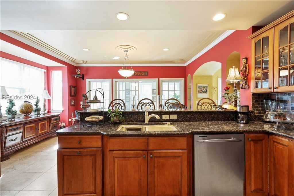 Image 20 of property listing at 22 Pointe South Trce, Bluffton, SC 29910