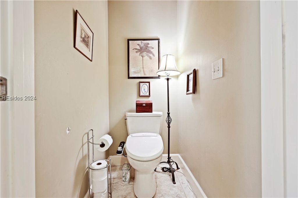 Image 28 of property listing at 22 Pointe South Trce, Bluffton, SC 29910