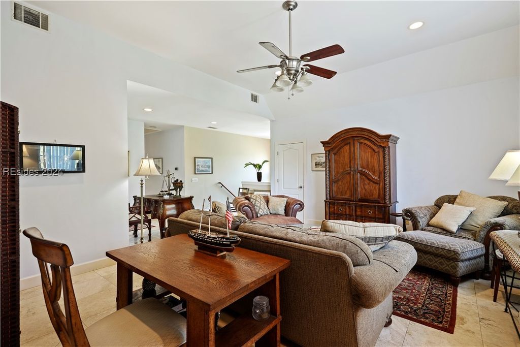 Image 32 of property listing at 22 Pointe South Trce, Bluffton, SC 29910