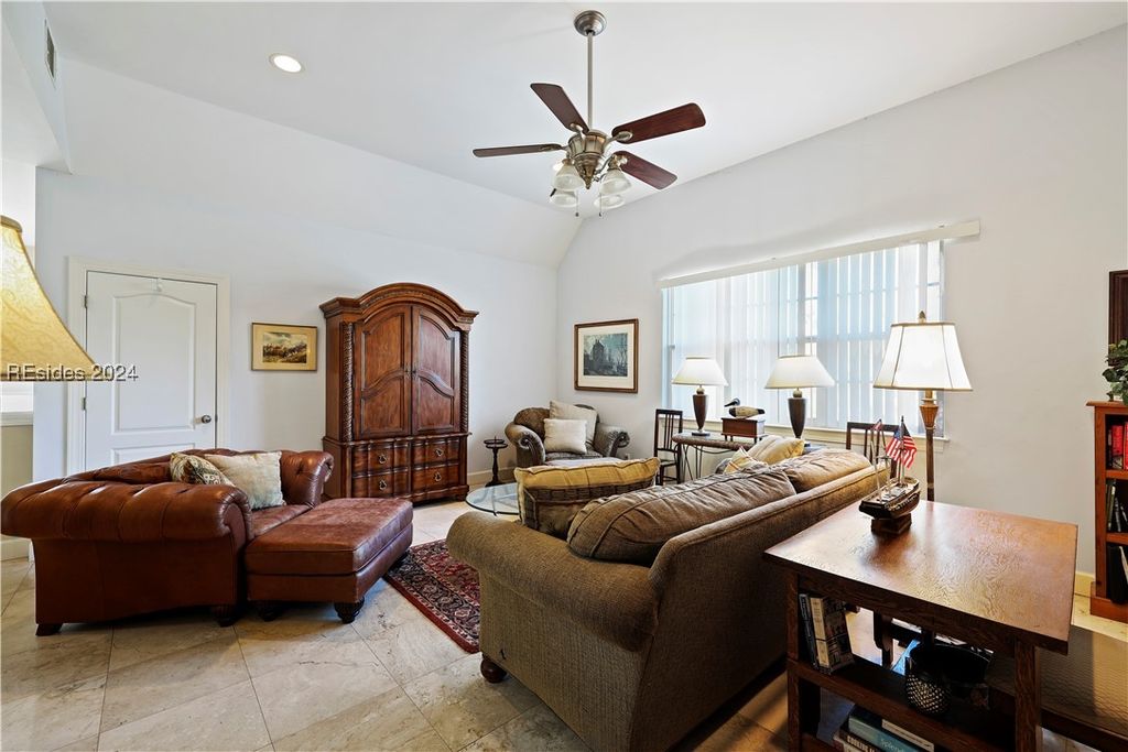 Image 33 of property listing at 22 Pointe South Trce, Bluffton, SC 29910