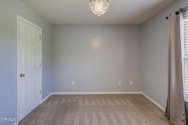 185 Thelma Hannabas Lane, Jonesborough, TN 37659