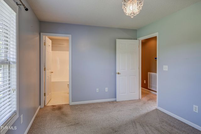 185 Thelma Hannabas Lane, Jonesborough, TN 37659
