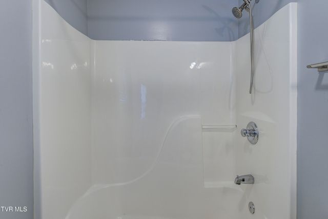 185 Thelma Hannabas Lane, Jonesborough, TN 37659