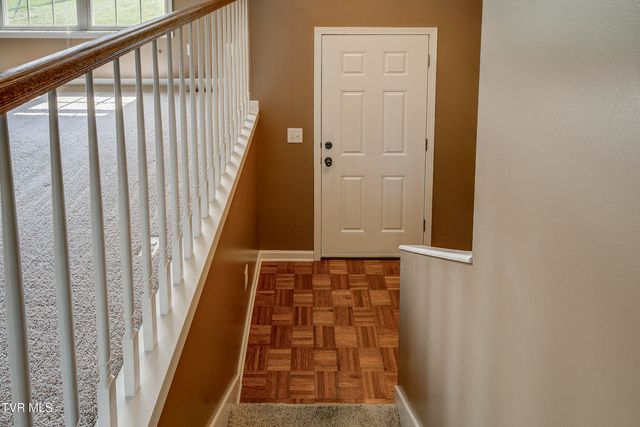 185 Thelma Hannabas Lane, Jonesborough, TN 37659