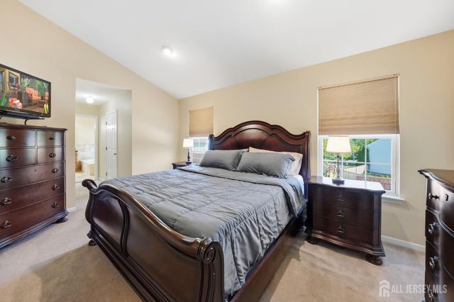 42 Hinton Street, Sayreville, NJ 08872
