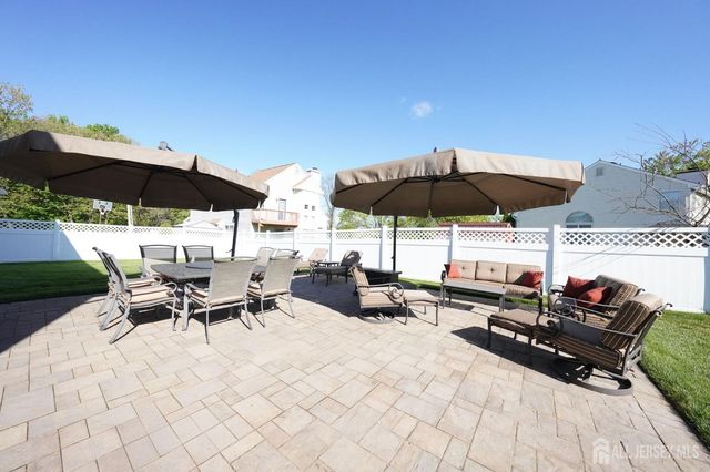 42 Hinton Street, Sayreville, NJ 08872