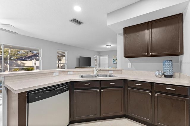 1422 TRAIL BOSS LANE, Brandon, FL 33511