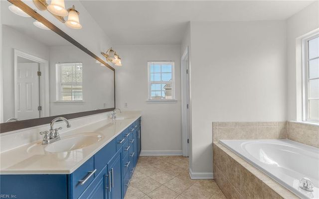 905 Ferrier CT, Virginia Beach, VA 23464