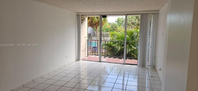 820 NW 87th Avenue 201, Miami, FL 33172
