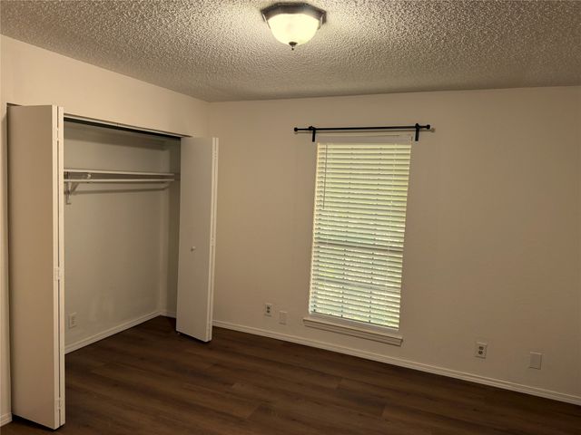 18240 Midway Road 206, Dallas, TX 75287