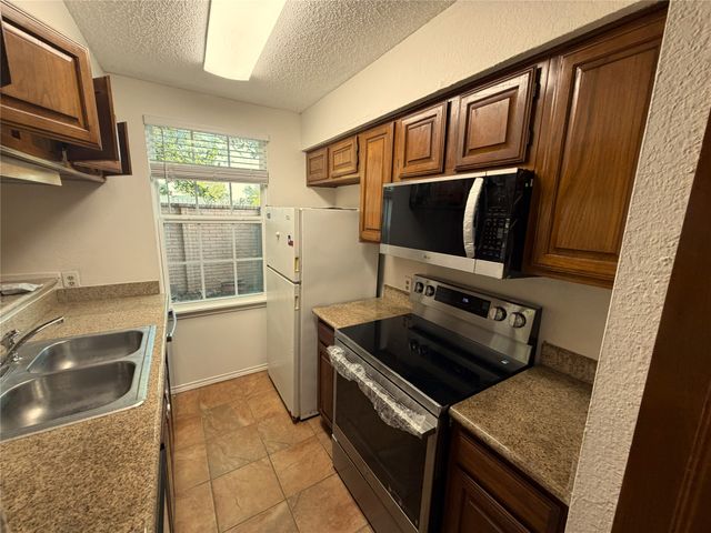 18240 Midway Road 206, Dallas, TX 75287