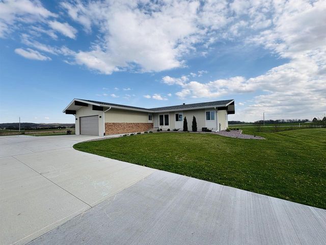N6320 Psalms Way, Albany, WI 53502