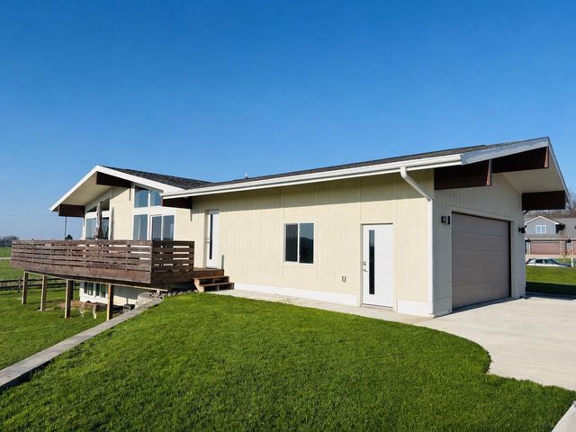 N6320 Psalms Way, Albany, WI 53502