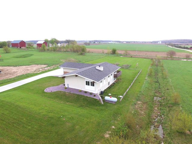 N6320 Psalms Way, Albany, WI 53502