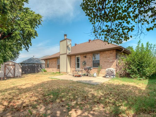 1713 N Shawnee Trail, Choctaw, OK 73020