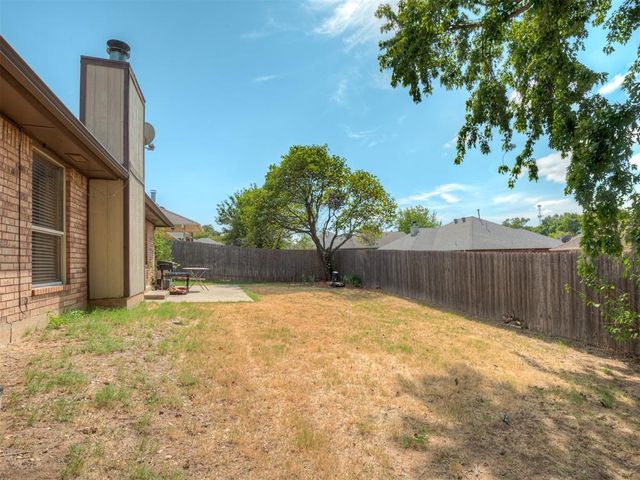 1713 N Shawnee Trail, Choctaw, OK 73020