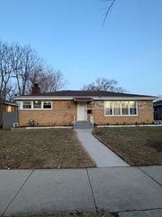 9433 Kostner Avenue, Skokie, IL 60076