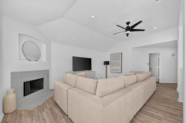 1720 Dartmouth Drive, Glenn Heights, TX 75154