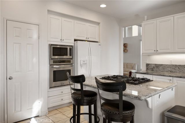 16275 Crescent Moon Court, Riverside, CA 92503