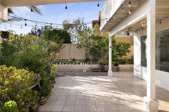 16275 Crescent Moon Court, Riverside, CA 92503