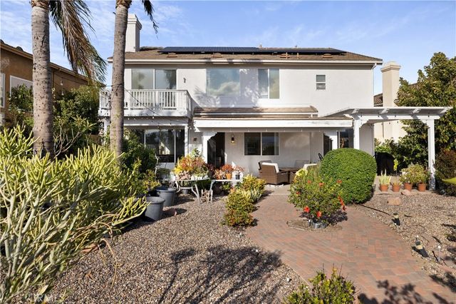 16275 Crescent Moon Court, Riverside, CA 92503