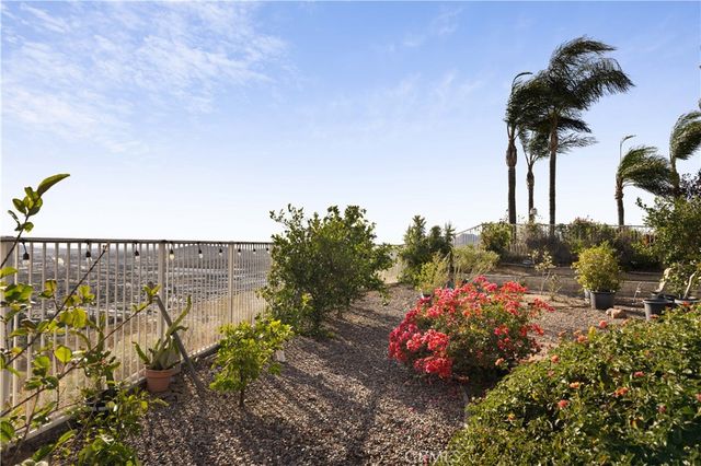 16275 Crescent Moon Court, Riverside, CA 92503