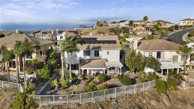 16275 Crescent Moon Court, Riverside, CA 92503