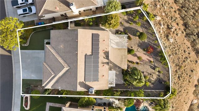 16275 Crescent Moon Court, Riverside, CA 92503