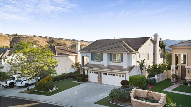 16275 Crescent Moon Court, Riverside, CA 92503