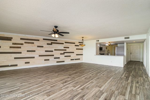 102 Riverside Drive, 203, Cocoa, FL 32922